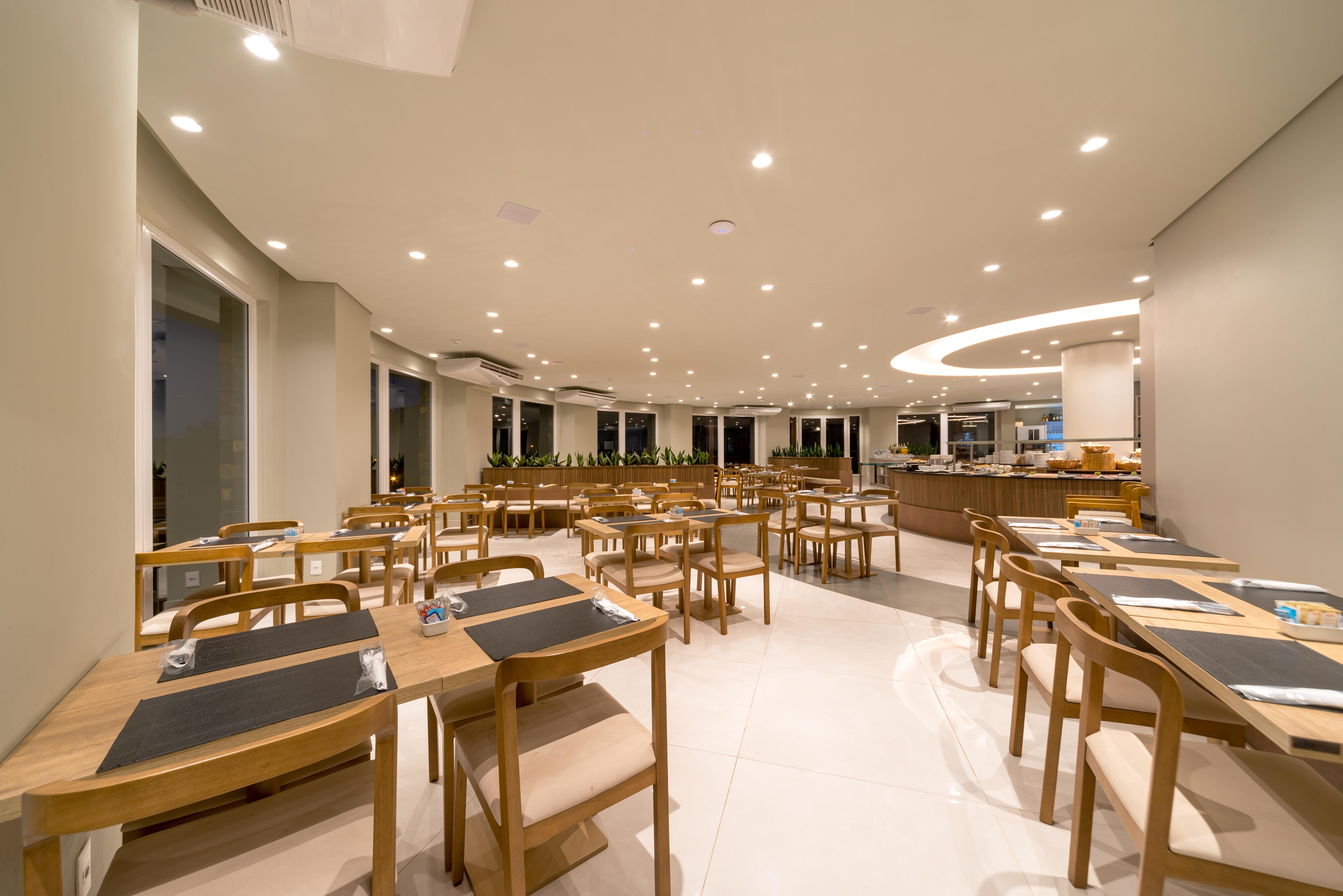 Laghetto Resort Golden Грамаду Екстериор снимка