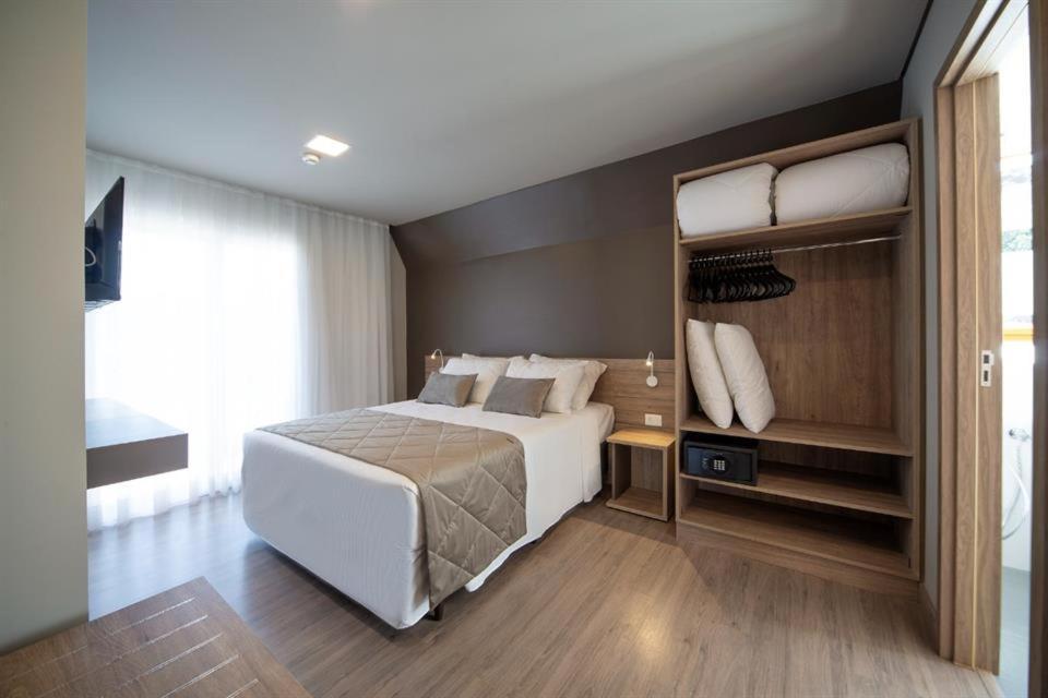 Laghetto Resort Golden Грамаду Екстериор снимка